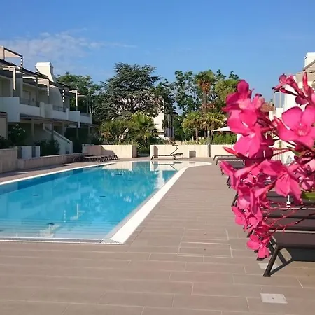 Διαμέρισμα Lido Centro Con Piscina